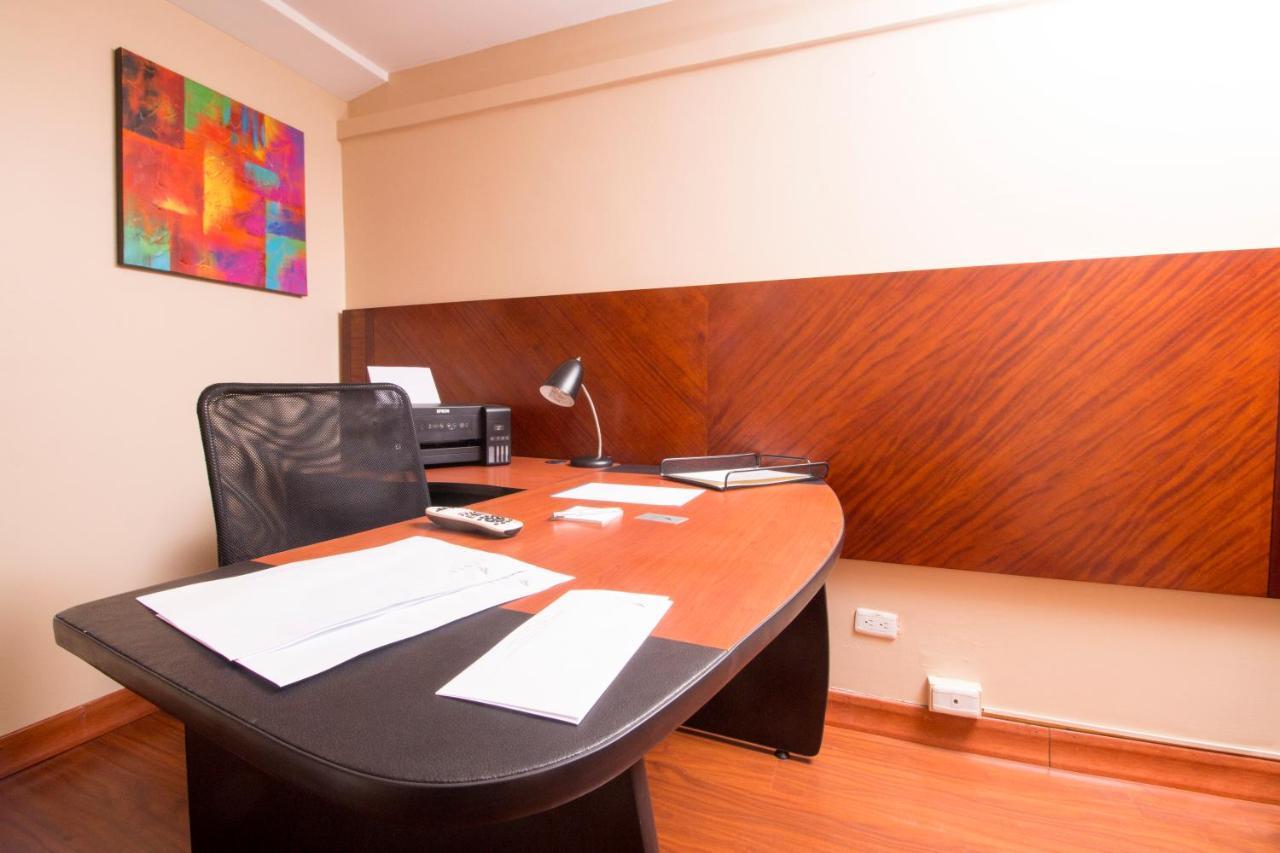 Fenix Hotel Quito Exterior photo